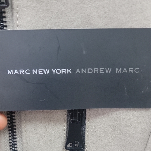 Women's Beige Coat with Black Fur Hood - Picture 6 of 6